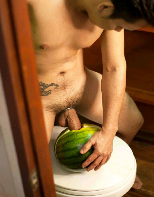 MAN-OMG-7---JOEY-RAINING-BOY